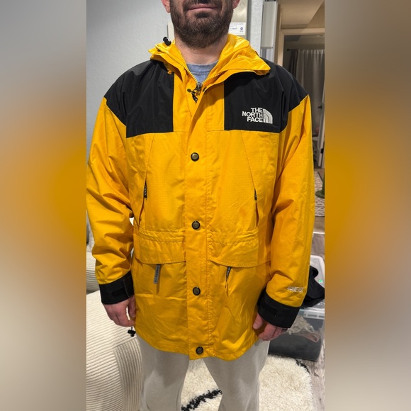 The North Face Gore-Tex Shell Jacket Yellow Black Men’s XL - Picture 7 of 17